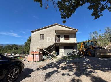 Kuća Zamet, Rijeka 260m² - 330.000 € | SveHrNekretnine