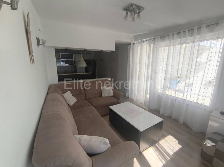 RIJEKA, KRNJEVO! Luksuzan trosoban stan 61 m² s velikom terasom — fotografija 2