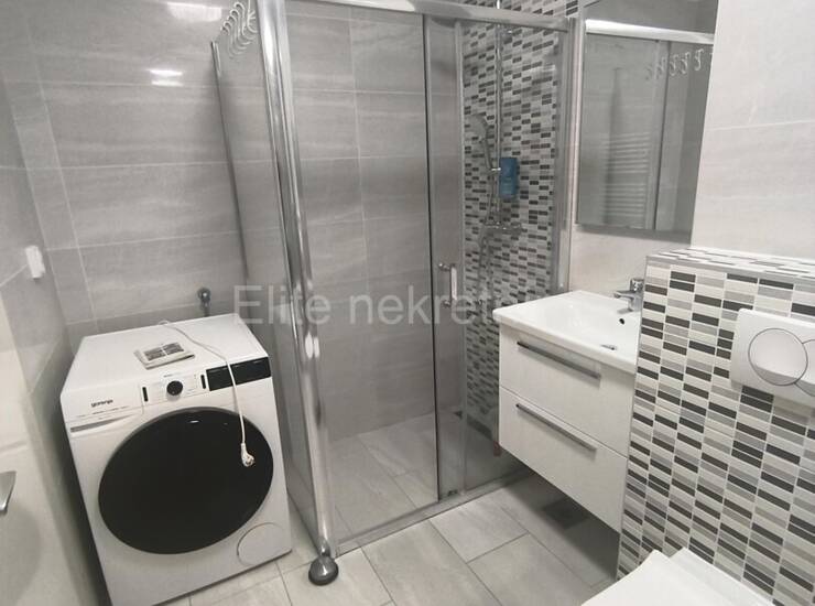 RIJEKA, KRNJEVO! Luksuzan trosoban stan 61 m² s velikom terasom — fotografija 7