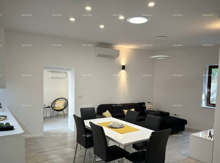 Prodaje se kuća sa 3 apartmana, Poreč. 
Stanovi na 3 etaže sa terasom u ... — fotografija 7