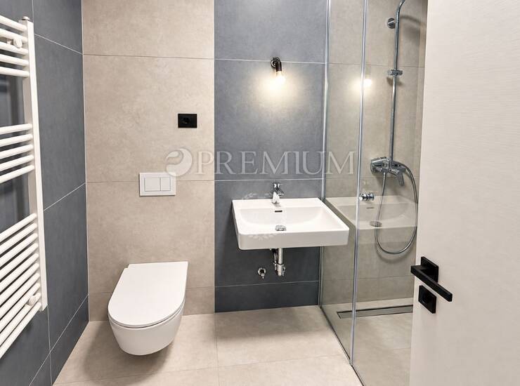 Rijeka, stan u novogradnji s panoramskim pogledom na more! — fotografija 5