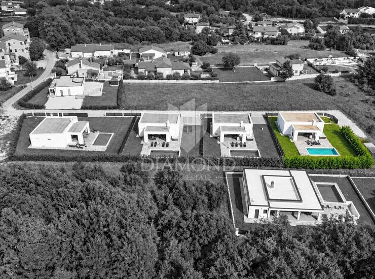 Labin, moderna prizemnica sa bazenom — fotografija 3