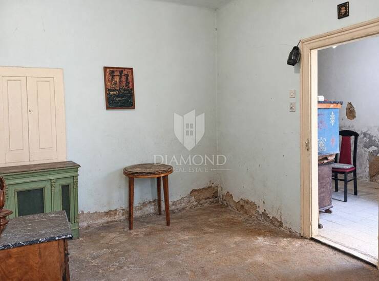 SELCE, primorska kuća za adaptaciju 50m od mora — fotografija 3
