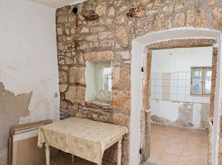 SELCE, primorska kuća za adaptaciju 50m od mora — fotografija 6