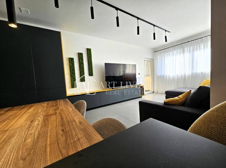 Istra, Umag - luksuzan trosobni stan od 100 m2 na odličnoj lokaciji — fotografija 3