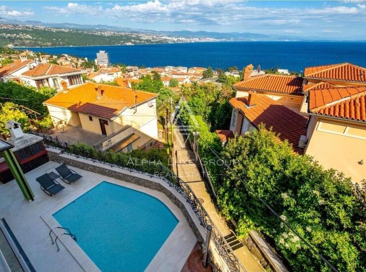 OPATIJA – Prostrana kuća s tri stana, bazenom i panoramskim pogledom na more — fotografija 5