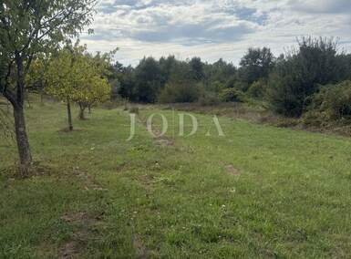 Zemljiste, Labin 6.172m² - 190.000 € | SveHrNekretnine