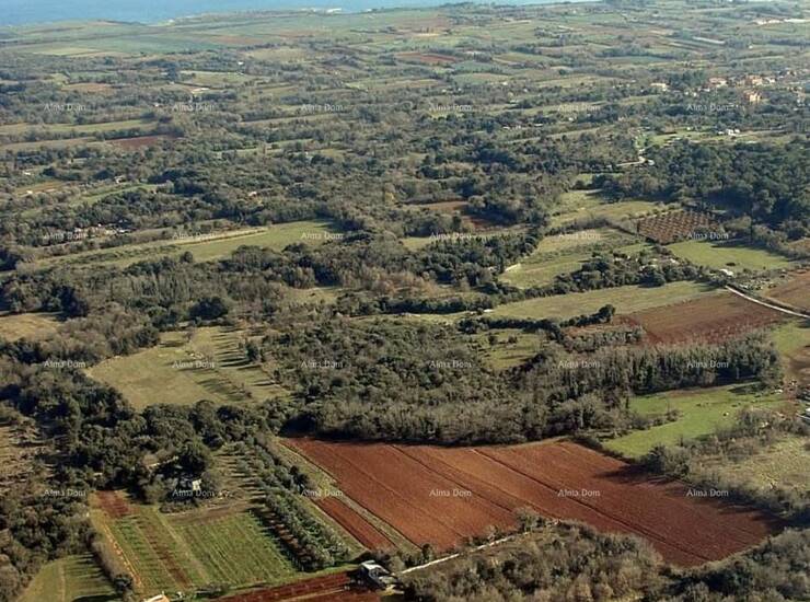 TURISTIČKO GRAĐEVINSKO ZEMLJIŠTE 16.000 m², idealno za izgradnju hotela...