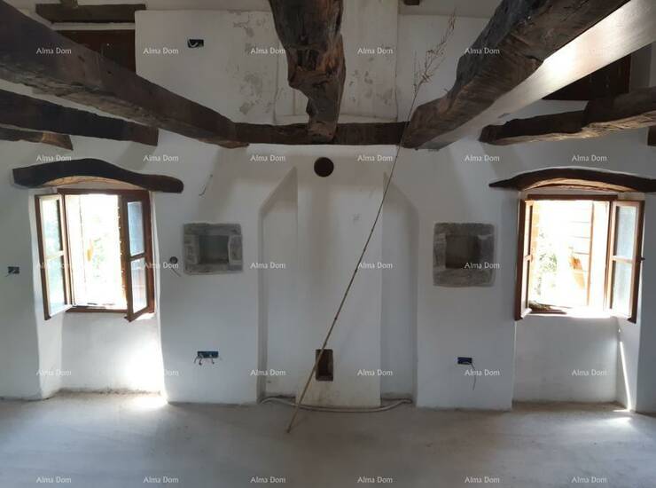 U srcu sjeverozapadne Istre prodaje se šarmantna kamena kuća restaurirana... — fotografija 5