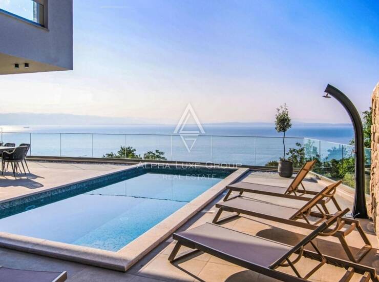 OPATIJA OKOLICA, MODERNA VILA 235m2 S BAZENOM I POGLEDOM — fotografija 3