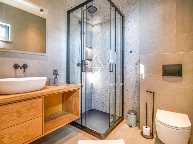 OPATIJA OKOLICA, MODERNA VILA 235m2 S BAZENOM I POGLEDOM — fotografija 6