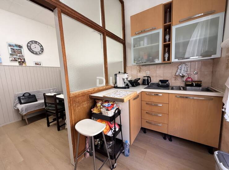 Rijeka, Centar, četverosobni stan, 95 m², super lokacija — fotografija 5