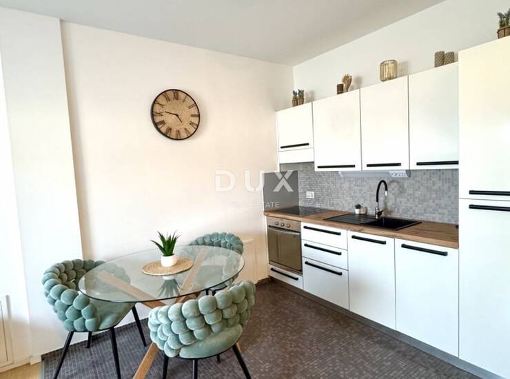 Rijeka, centar, 2-sobni stan, 60 m2, moderan, garažno mjesto — fotografija 2