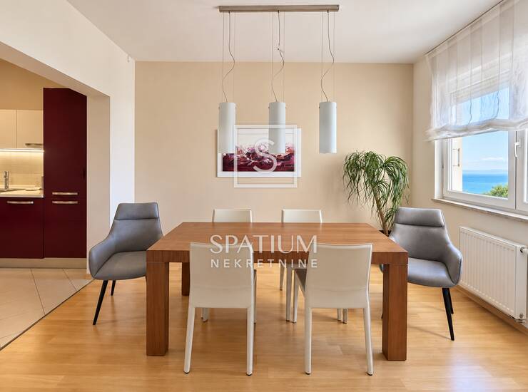 MARTINKOVAC, NOVIJA GRADNJA, STAN S POGLEDOM NA MORE — fotografija 3