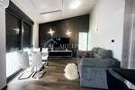 Umag, okolica - Luksuzni stan s galerijom, 72 m², pogled na more, 300 m od pla