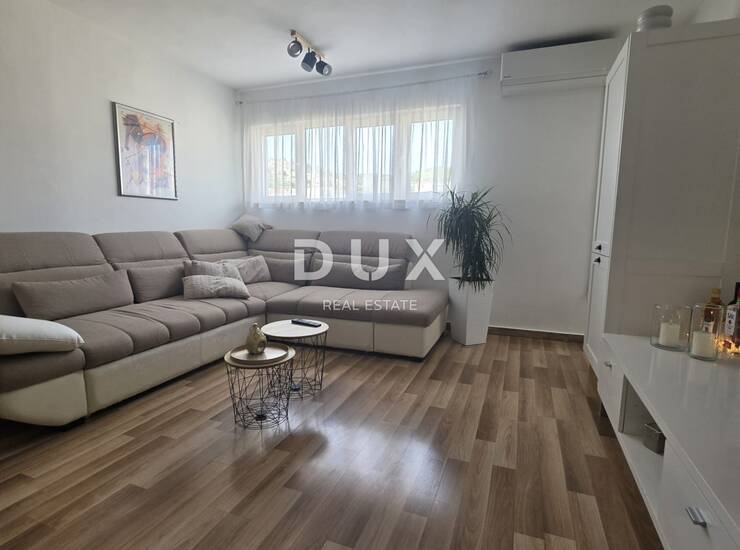 Šibenik, Baldekin, dvosobni stan, 61,63 m², pogled na more