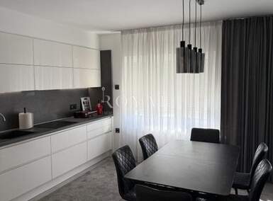 Cetvorosoban stan Marinići, Viškovo 120m² - 1.400 € | SveHrNekretnine