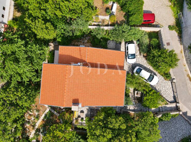 Klenovica Kuća s prostranom okućnicom i blizinom mora — fotografija 3