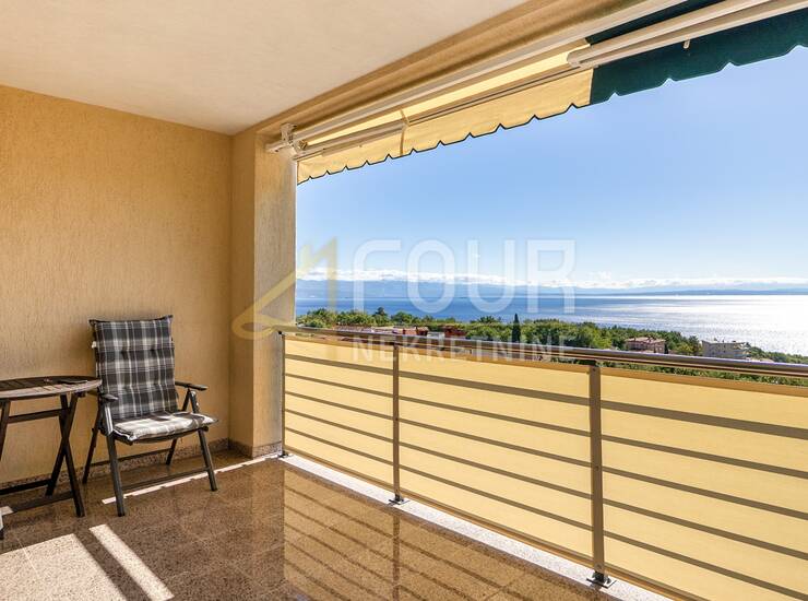 Opatija - Ičići, 67.91m2, 2s+db, lođa, garaža 30.98m2 — fotografija 2
