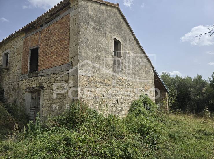 Kuća Prodaja Draguć 100 m2 — fotografija 2