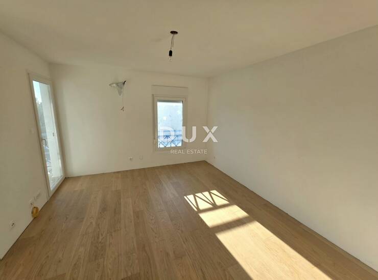 Stoja, 77m2, trosoban, loggia, pogled na more — fotografija 2