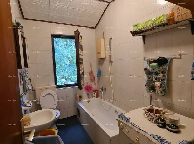 Prodajemo kuću, 300 m2, sa velikim dvorištem, Jadreški. 
Kuća se sastoj... — fotografija 7