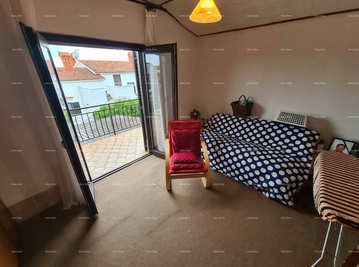 Prodajemo kuću, 300 m2, sa velikim dvorištem, Jadreški. 
Kuća se sastoj... — fotografija 10