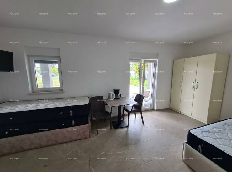 Pula! Kuća s bazenom!
U ponudi se nalazi velika kuća od cca 400 m2 stambe... — fotografija 6