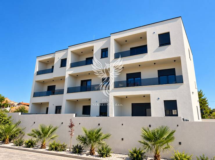 VODICE, NOVOGRADNJA, PREDIVAN 3S+DB STAN S VRTOM