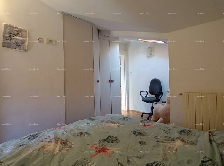 Prodaje se stan u Puli površine 80 m², smješten u kući na dvije etaže.... — fotografija 4