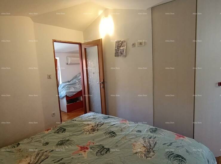 Prodaje se stan u Puli površine 80 m², smješten u kući na dvije etaže.... — fotografija 7