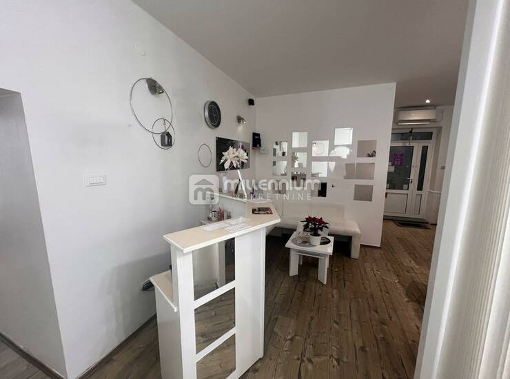 Rijeka, Centar, 55.97m2, 2-sobni stan — fotografija 2
