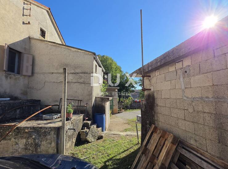 Višnjan, kamena kuća 233 m², novi krov — fotografija 6