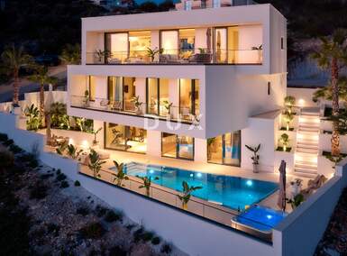 Kuća Čiovo, Trogir 351m² - 1.950.000 € | SveHrNekretnine