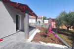 Istra, Peroj, kuća, 88 m2, 3 stambene jedinice, 150m od mora