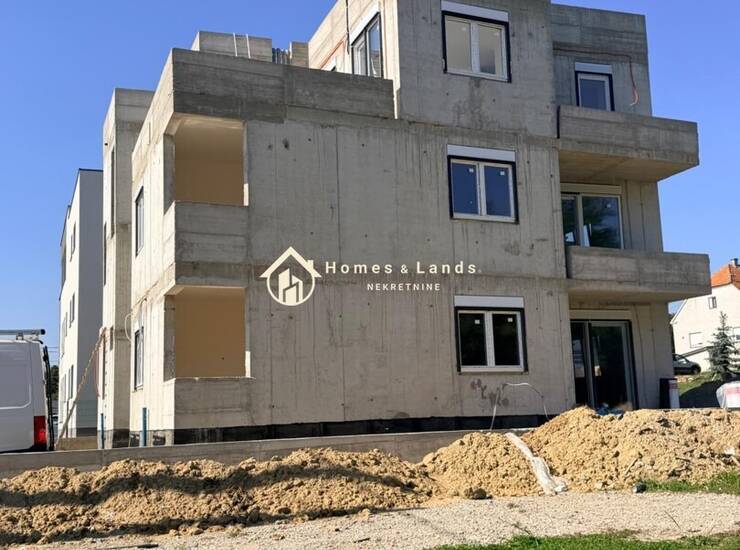 Kraljevečki Novaki,urbana 4-sobna kuća na 3 etaže 148m2+vrt 150m2+2PM — fotografija 12