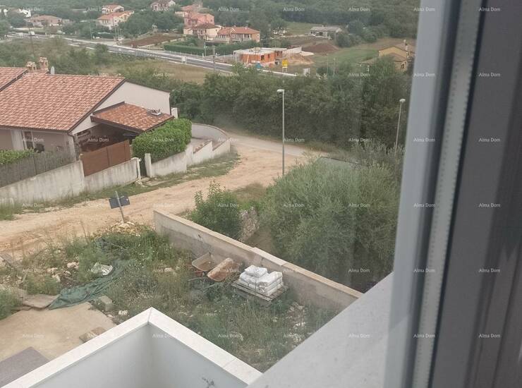 U ponudi je atraktivna samostojeća kuća površine 150 m², smještena u m... — fotografija 4