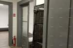 U ponudi je  renoviran stan površine 83,75 m², smješten na prvom katu ma...