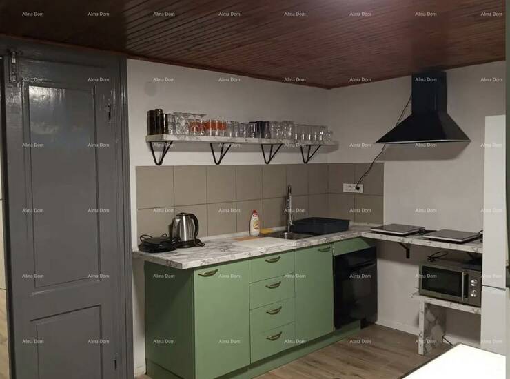 U ponudi je  renoviran stan površine 83,75 m², smješten na prvom katu ma... — fotografija 4