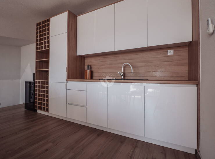 Hrvatska, Zadar, Pag, Povljana, 3-etažni Stan 120  m2, prvi red i pogled na Mo — fotografija 5