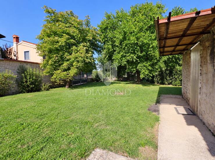 Istra, Kanfanar – Građevinsko Zemljište s gospodarskim objektom od 80 m² — fotografija 5