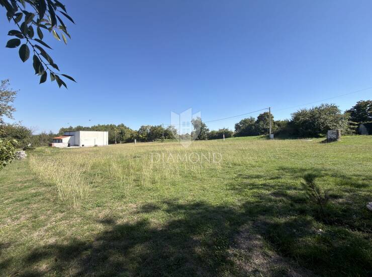 Istra, Kanfanar, prekrasno građevinsko zemljište — fotografija 2