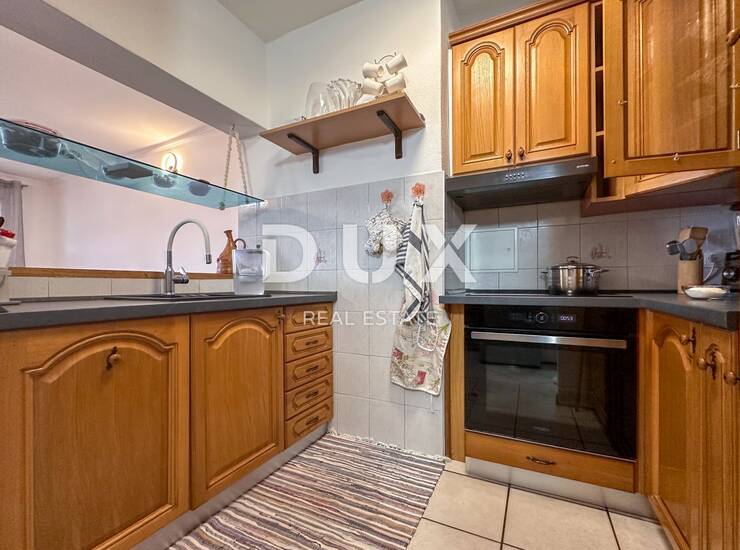 Rijeka, Srdoči, trosobni stan, 64m2, lođa, pogled — fotografija 5
