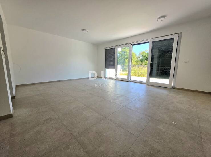 Kvarner, Kastav, stan, 120 m2, okućnica, parking 