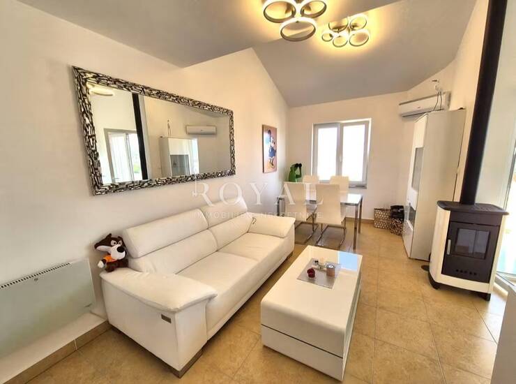 Malinska, 3s+Db, 80m2 — fotografija 2