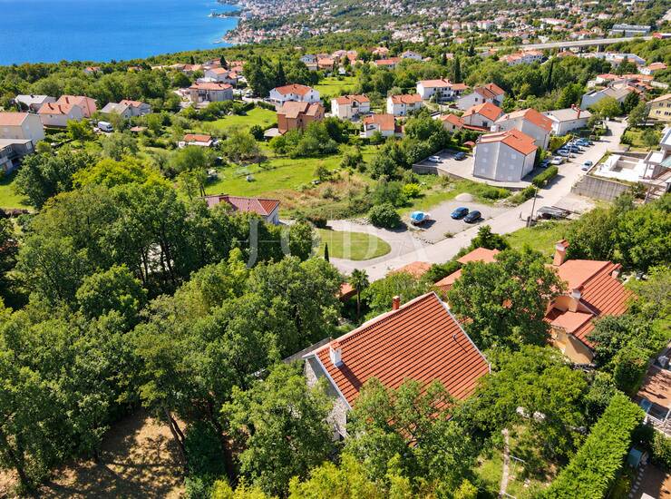 MATULJI – SAMOSTOJEĆA KUĆA 270 m² S VELIKOM OKUĆNICOM 1.200 m² I POGLEDO — fotografija 6