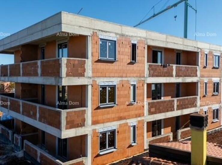 Novo u ponudi!

Stambeni projekt u Puli, zgrada sa tri etaže i 15 stambeni...