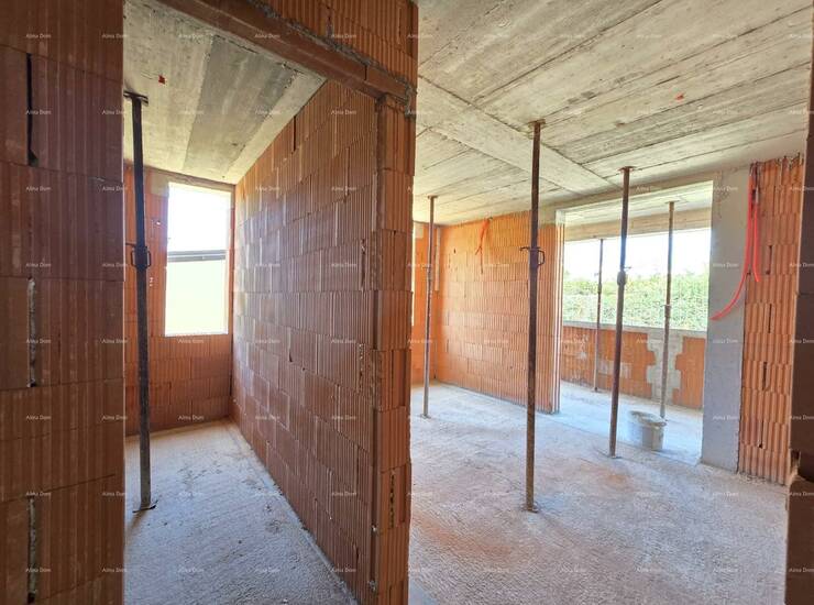 Novo u ponudi!

Stambeni projekt u Puli, zgrada sa tri etaže i 15 stambeni... — fotografija 9