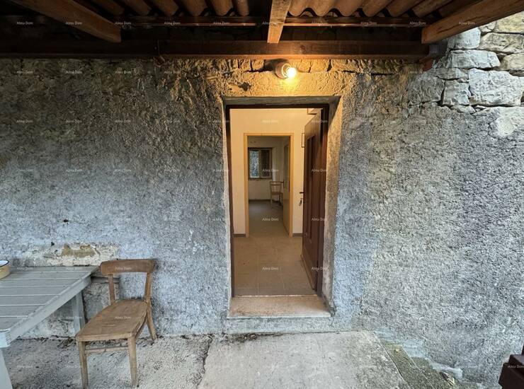 Na prodaju je autentična istarska kamena kuća, posljednja u nizu, smješt... — fotografija 4