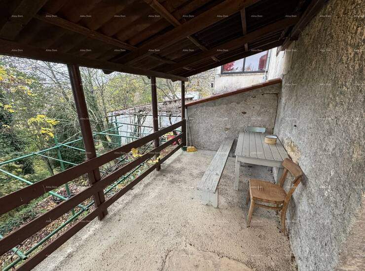 Na prodaju je autentična istarska kamena kuća, posljednja u nizu, smješt... — fotografija 5